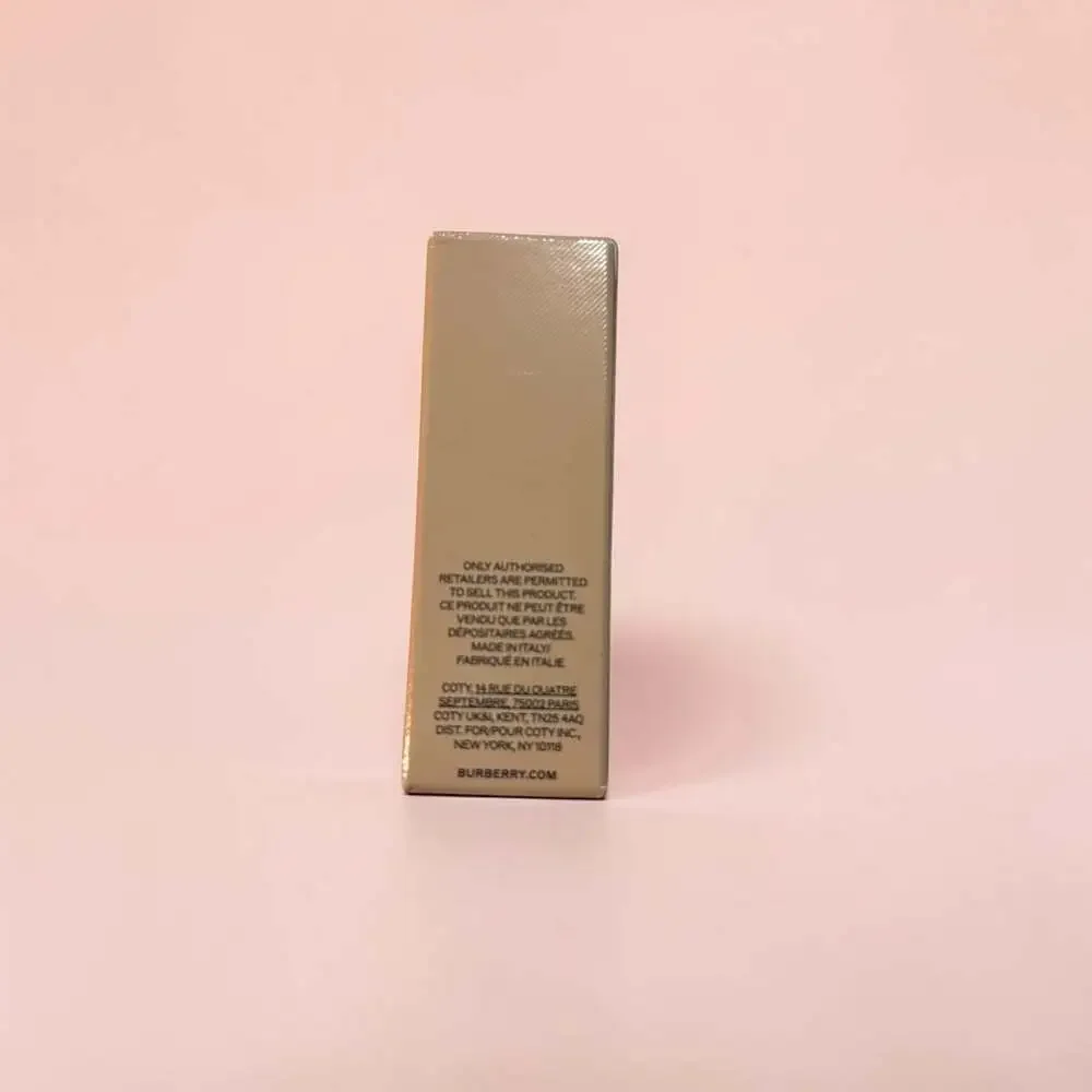 Burberry Kisses Matte Lip Colour
